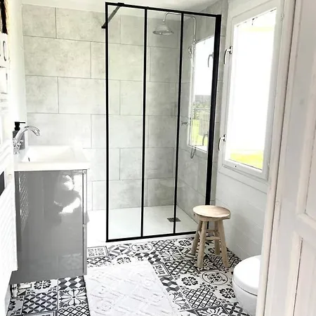 La Maison Blanche - Avec Jacuzzi Holiday home *