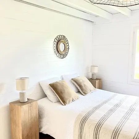 La Maison Blanche - Avec Jacuzzi Holiday home Saint-Quentin-Lamotte-Croix-au-Bailly